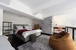 Apart loft hotel in Karlin