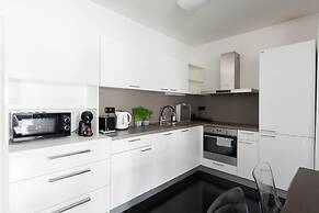 Apart loft hotel in Karlin