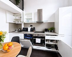 Apart loft hotel in Karlin