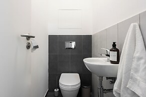 Apart loft hotel in Karlin