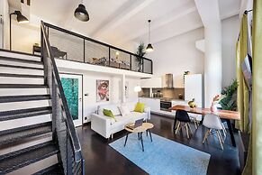 Apart loft hotel in Karlin