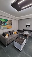 LUXSUITES