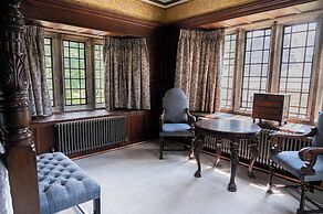 Lewtrenchard Manor