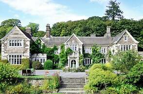 Lewtrenchard Manor