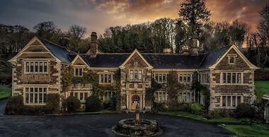 Lewtrenchard Manor