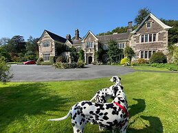 Lewtrenchard Manor