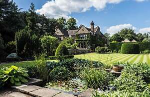 Lewtrenchard Manor
