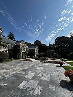 Lewtrenchard Manor