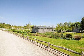 17 Meadow Retreat