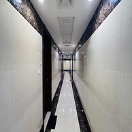 Modern 1BR w Pool and Parking At Roxana Residence