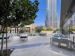 Sky Symphony 3BR Address Opera by Meerak