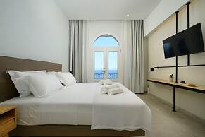 Beachfront Achillion Bay Villa in Corfu