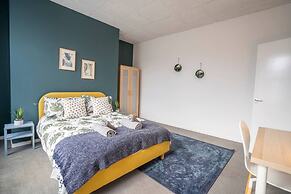2 Bed-town Centre-free Parking