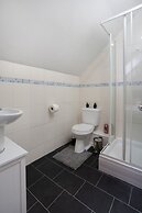 4bedrooms-3bath-9beds-wallsend