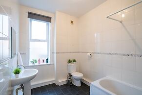 4bedrooms-3bath-9beds-wallsend