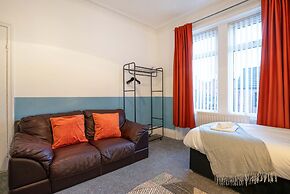 3 Bed-free Parking-close to City