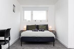 5 Individual Beds - Free Parking