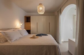Castello Amorgos Suites