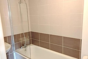 1 Bed-sleeps 4-pet Friendly-central Location