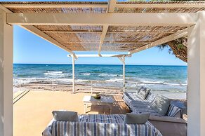 Almirikia Villa