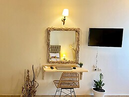 Eros Villa