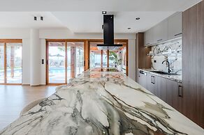 Golden Sand Beach Villa Villa