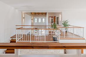 Golden Sand Beach Villa Villa