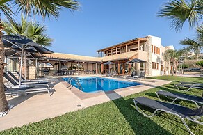 Golden Sand Beach Villa Villa