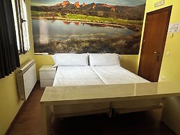 THE WAY HOTEL & SUITES