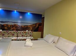 THE WAY HOTEL & SUITES