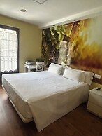 THE WAY HOTEL & SUITES