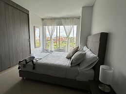 Nirvana ApartaHotel