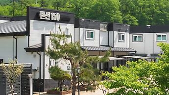 Hongcheon Pension 150