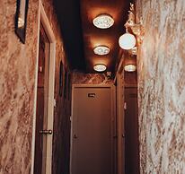 Pink Floyd Boutique Hotel