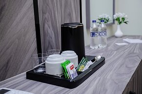 Astoria Plaza Hotel