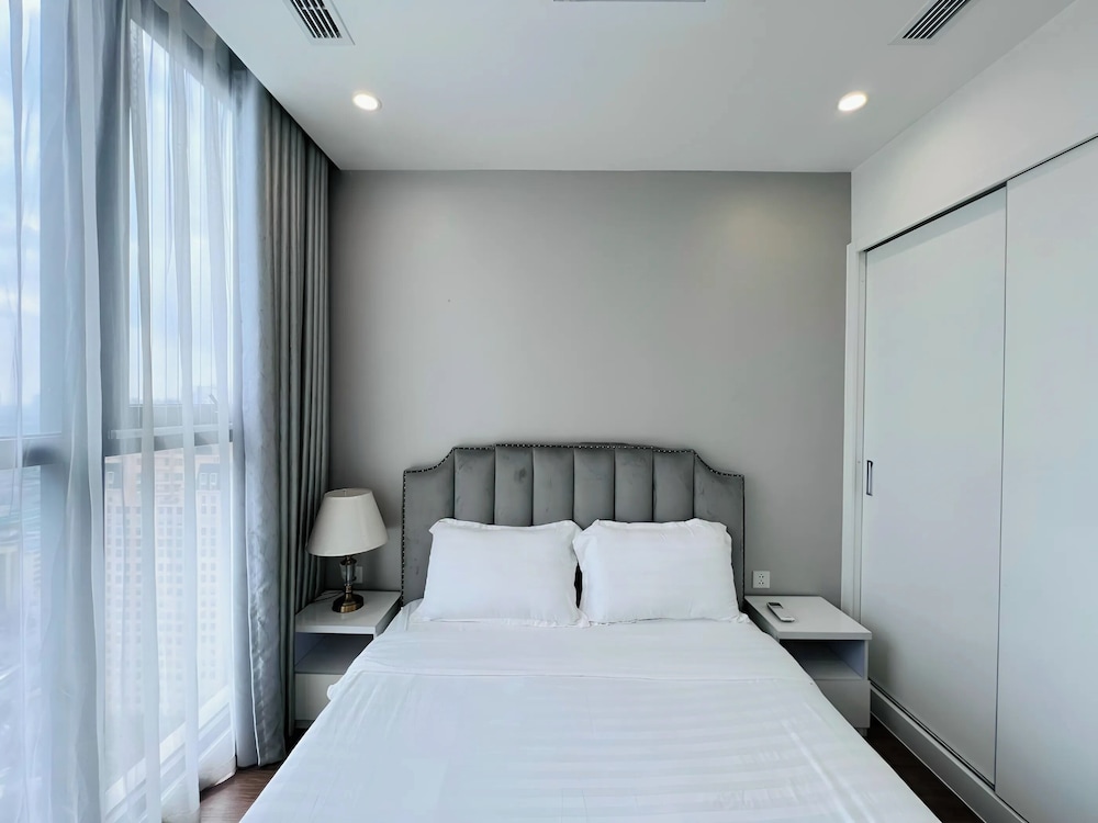 Vinhome Sky Lake-Sunhometel