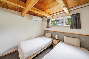 POROTO HOUSE