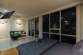Staycation Jakarta - Ancol Mansion Apt