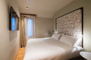 Palazzo Rota Luxury Apartments