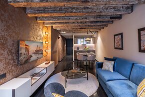 Palazzo Rota Luxury Apartments