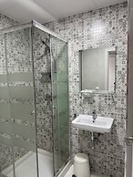 Hotel B and B Suites