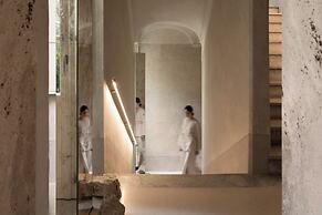 Nomos Hotel