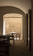 Nomos Hotel