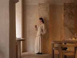 Nomos Hotel