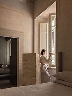 Nomos Hotel