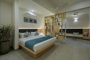 Iris Suites