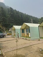 Anupam River Side Camps And Cottage