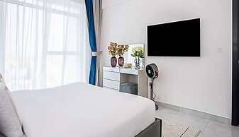 Homesgetaway -spacious 1BR Apt in Pearlz by Danube
