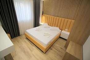 Alis Apartments