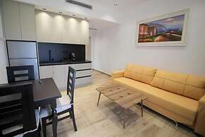 Alis Apartments